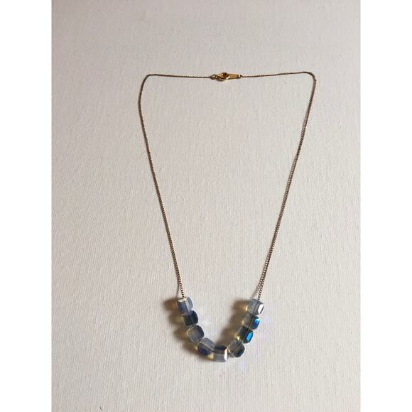 Artisan Dainty vintage brass chain with light blue crystal glass beads - Picture 6 of 10